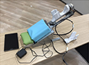 リハビリロボットRAKKUN